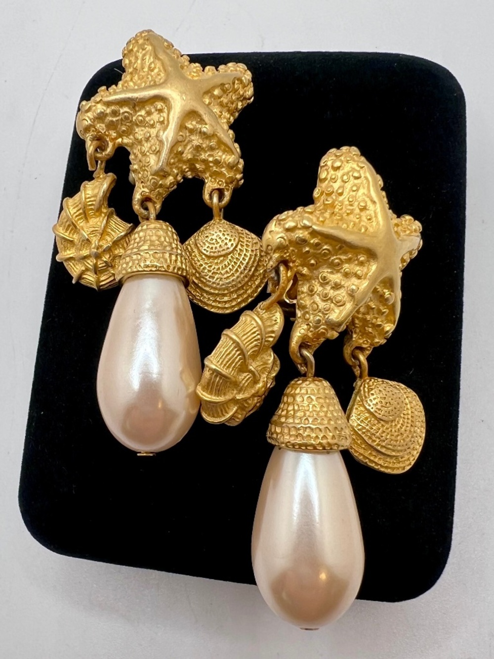 Richelieu Starfish & Seashells Statement CLIP Earrings